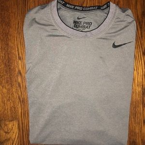 Nike Pro Combat Large Fitted T-shirt